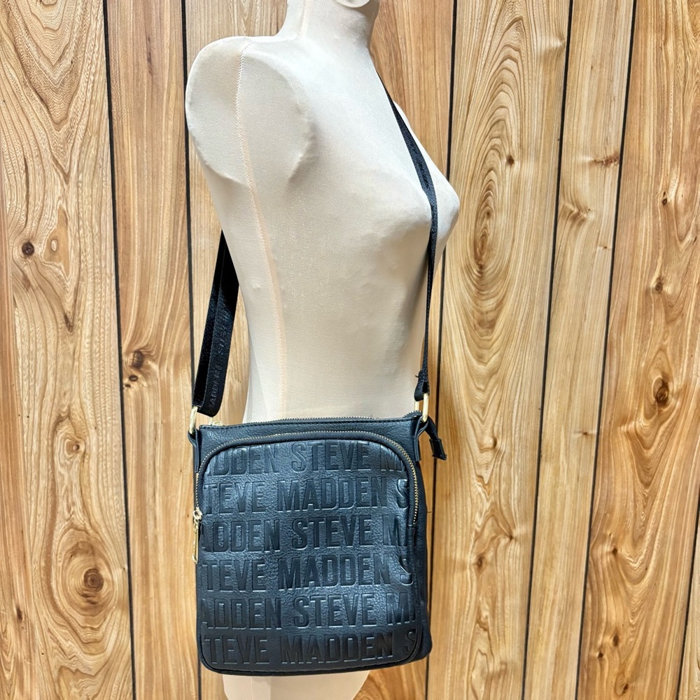 STEVE MADDEN - NWOT Black Crossbody Bag - Picture 6 of 14